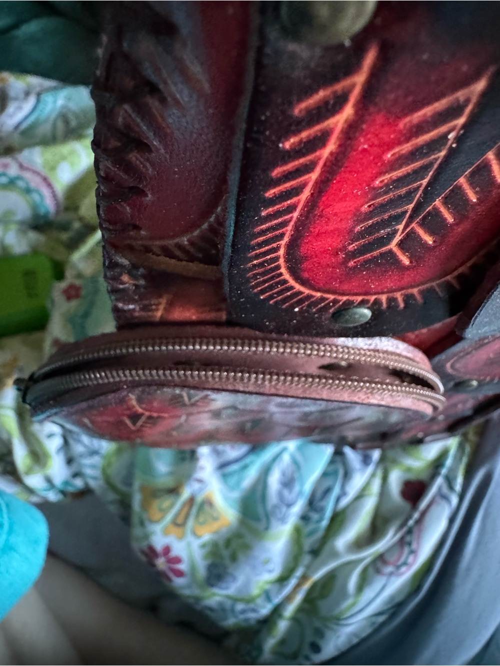 Artisan Red Owl Leather Crossbody Bag - Picture 4 of 6